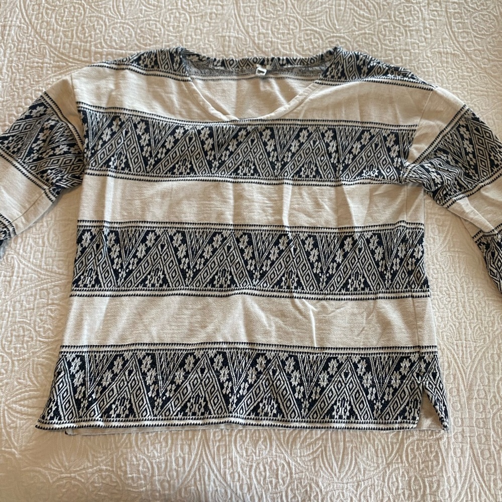 Quarter Length J Crew Pullover Medium